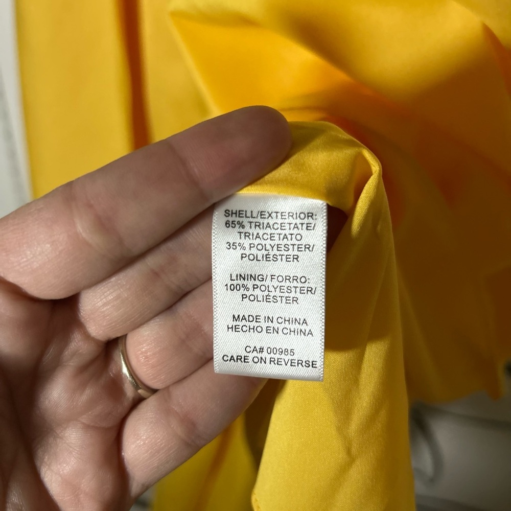 Zac Posen Strapless Yellow Satin Gown, Tulip Like Skirt, Flawed, Size 12 - Picture 13 of 17